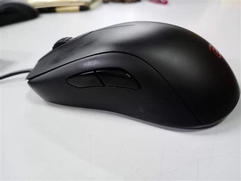 BenQ ZOWIE S Series Gaming Mouse Review; A No Nonsense Mouse Built For ...