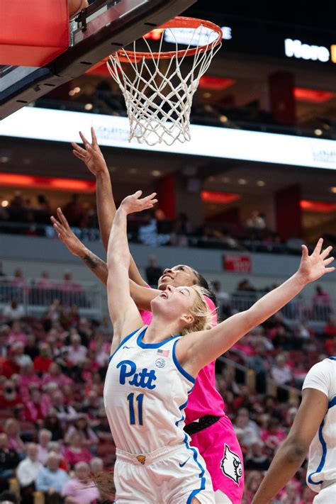 Louisville Cardinals women's basketball beats Pittsburgh Panthers 77-58