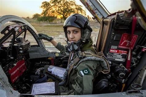 Ayesha Farooq: Pakistan's only Female War-Ready Fighter Pilot ...