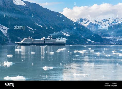 Glacier Bay, AK - September 5, 2022: Holland America cruise ship Nieuw Amsterdam sailing through ...