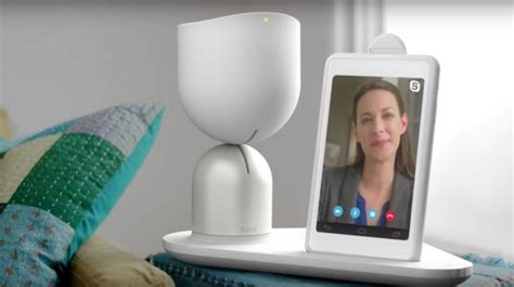 ElliQ -Un robot assistant pour les personnes âgées