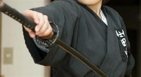 What Are the Katana Sword Techniques and Precautions for Use? | by APLUS | Medium