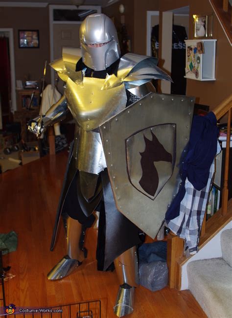 Homemade Medieval Knight Costume - Photo 3/3