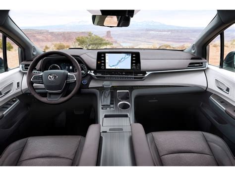 2023 Toyota Sienna: 100 Interior Photos | U.S. News