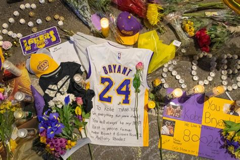 Kobe Bryant Tribute Mural between Staples Center and LA Live Editorial ...