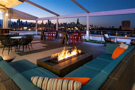 Winter Rooftop Bars in Chicago | Best Rooftop Bars Chicago 2020 | Choose Chicago