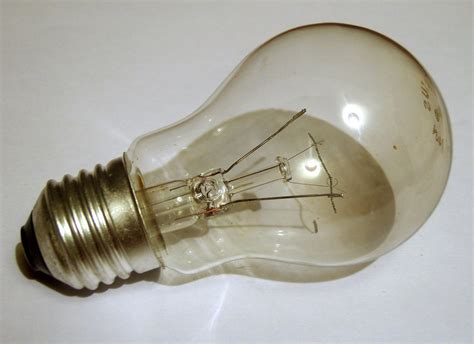 Broken Light bulb | A light bulb with a broken filament. | James Bowe | Flickr
