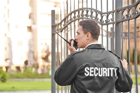 Security Guard Services: Do I Need Security Guards With Guns? | Toronto ...