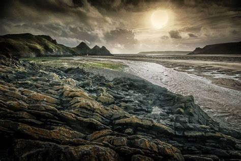 Explore the landscapes of Mordor - New Zealand: Get the Detail of ...