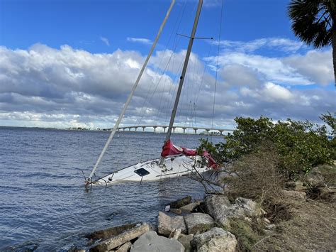 Tom McCool 🚀🌎 🏴‍☠️ on Twitter: "Boats for sale….cheap. These are in the ...