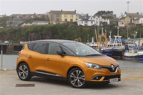 Renault Scenic Review | Carzone New Car Review