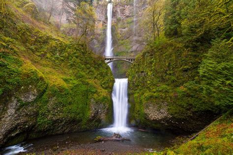 Oregon State Parks: A Family Guide to Hiking, Camping, & Exploring