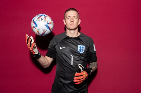 Jordan Pickford: How 'awkward so-and-so' battled abuse and boredom to ...