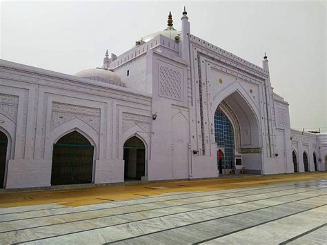 Plea claims Badaun's mosque is site of temple, seeks permission for ...