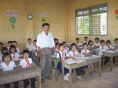 Reducing Poverty: Access to Education in Vietnam - The Asia Foundation