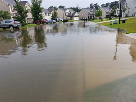 VIDEO | Strong thunderstorms cause damage, flooding in Summerville and Ladson areas | WCIV