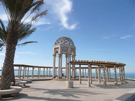 Salmiya Waterfront in Kuwait | Kuwait, Waterfront, May bay