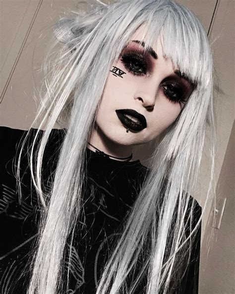 Untitled | Punk makeup, Edgy makeup, Emo makeup