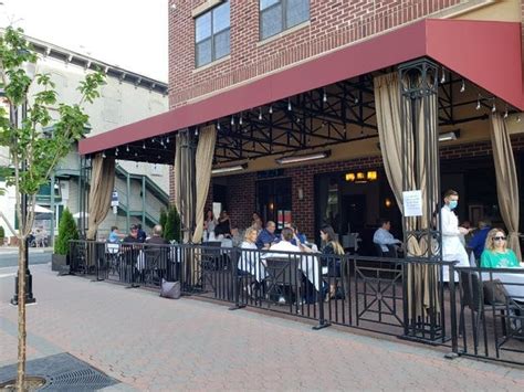 Outdoor Dining Opens In Bridgewater: Here's Where To Eat | Bridgewater, NJ Patch