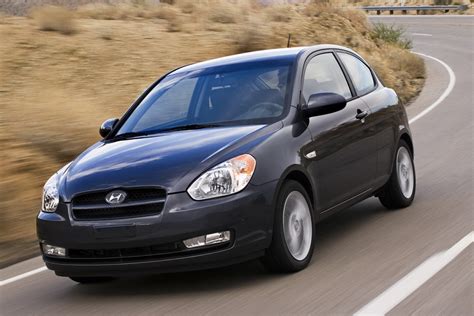 2010 Hyundai Accent gets Better Fuel Economy and New Blue Edition with up to 36MPG – Starts at ...