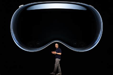 Apple unveils Vision Pro, its $3,500 headset – Filipino News