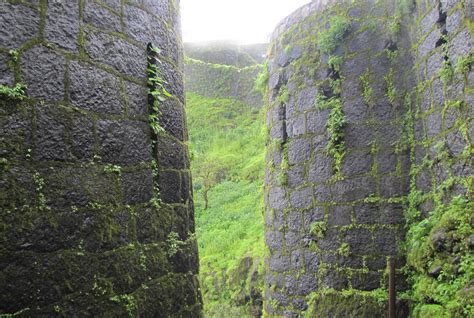 Pics of Pratapgarh fort near Old Mahabaleswar Maharashtra