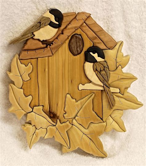 Chickadee birdhouse all ready to move in! | Intarsia wood patterns, Intarsia wood, Intarsia ...