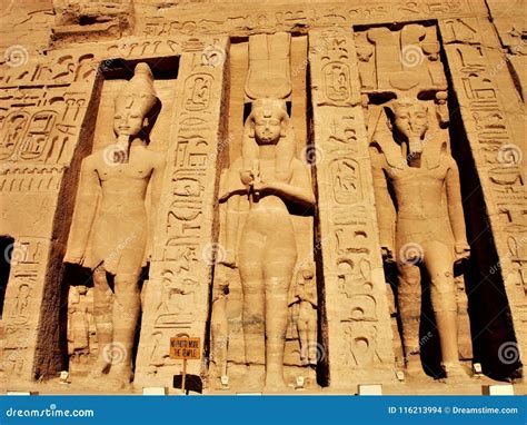 Abu Simbel Temple Statues Sun Egypt Stock Photo - Image of cloudy, blue: 116213994