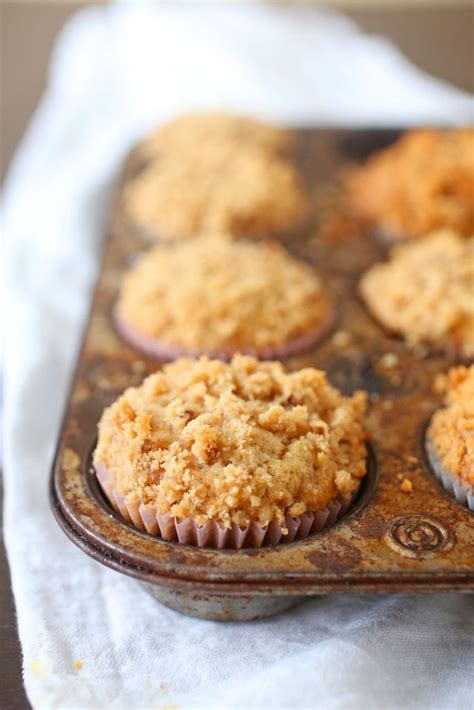 Crumb Apple Cinnamon Muffins Recipe - Brown Sugar Food Blog | Recipe in ...