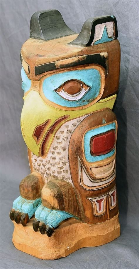 Lot - Small Native American Hand Carved Owl Totem Pole