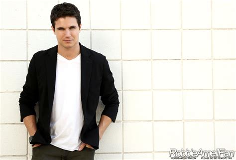 Image - Robbie Amell 012.jpg | The Tomorrow People Wiki | FANDOM ...