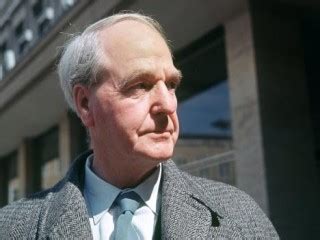 Henry Moore biography, birth date, birth place and pictures