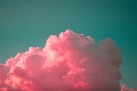 Pink Clouds Desktop Wallpaper 4K - img-zit