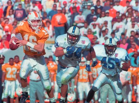 PHOTOS: Tennessee-Kentucky football series through the years