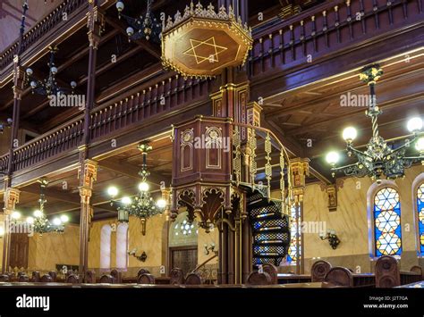 BUDAPEST, HUNGARY - FEBRUARY 21, 2016: Interior of the Great Synagogue ...