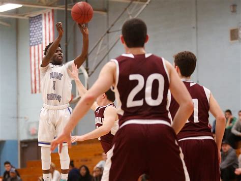 After a slow start, Saunders blows out Scarsdale | USA TODAY High School Sports