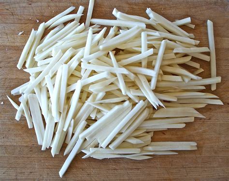 How to Make Homemade French Fries—Recipe With Photos