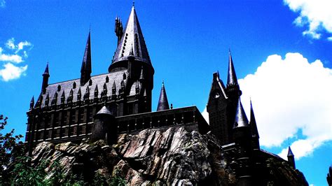 Hogwarts Castle Wallpaper - WallpaperSafari