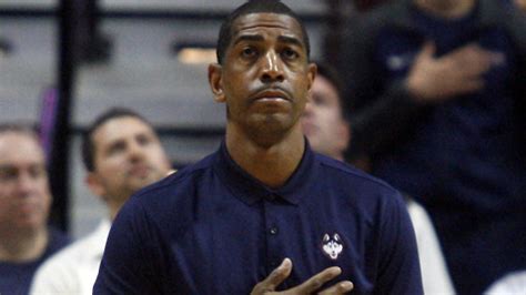 WATCH: UConn Men's Basketball Coach Kevin Ollie Pregame - Merrimack ...