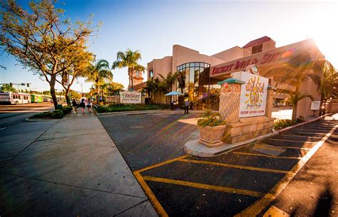 Del Sol Inn: Convenient Off-Site Hotel near Disneyland