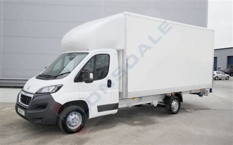 Peugeot Boxer Luton Body van 16.4ft 335L3 2.0BlueHDi 160ps Euro 6 ...