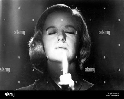 SEANCE ON A WET AFTERNOON, Kim Stanley, 1964 Stock Photo - Alamy