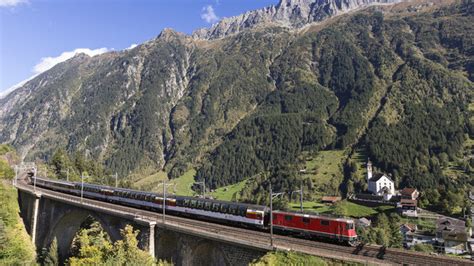 Gotthard Panorama Express - Order Your Tickets - HappyRail