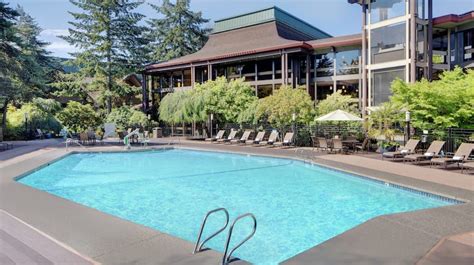 Hotels in SEATAC - Doubletree By Hilton SEATAC Airport