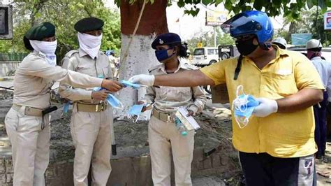 Patna: Dead body of COVID-19 patient left in ward for a day - Newsd.in