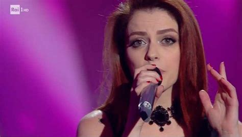 Dieci: testo e significato canzone Annalisa a Sanremo 2021