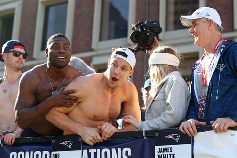 Patriots Fan Makes Gronk A Sexual Offer He Can't Refuse During Super Bowl Parade (PIC)