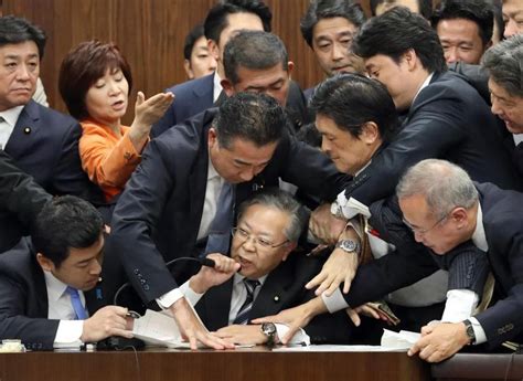 2015 Japanese Parliament Brawl Blank Template - Imgflip