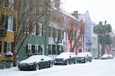 Rainbow Row in Snow, Charleston, SC January 2018 (With images ...