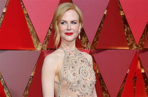 Nicole Kidman Has Finally Explained Her Weird Clapping At The Oscars ...